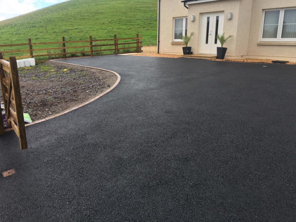 New tarmac driveway for house in North Middleton, Midlothian