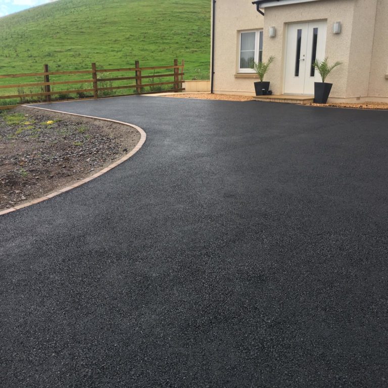 New tarmac driveway for house in North Middleton, Midlothian