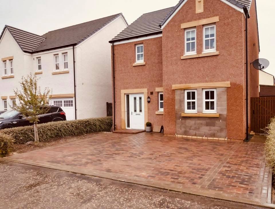 Mono-block Paving Driveway, Border and Raised Front Door Step