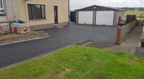 New Tarmac Driveway with Charcoal Monoblock Edging and Aqua Channel Drainage
