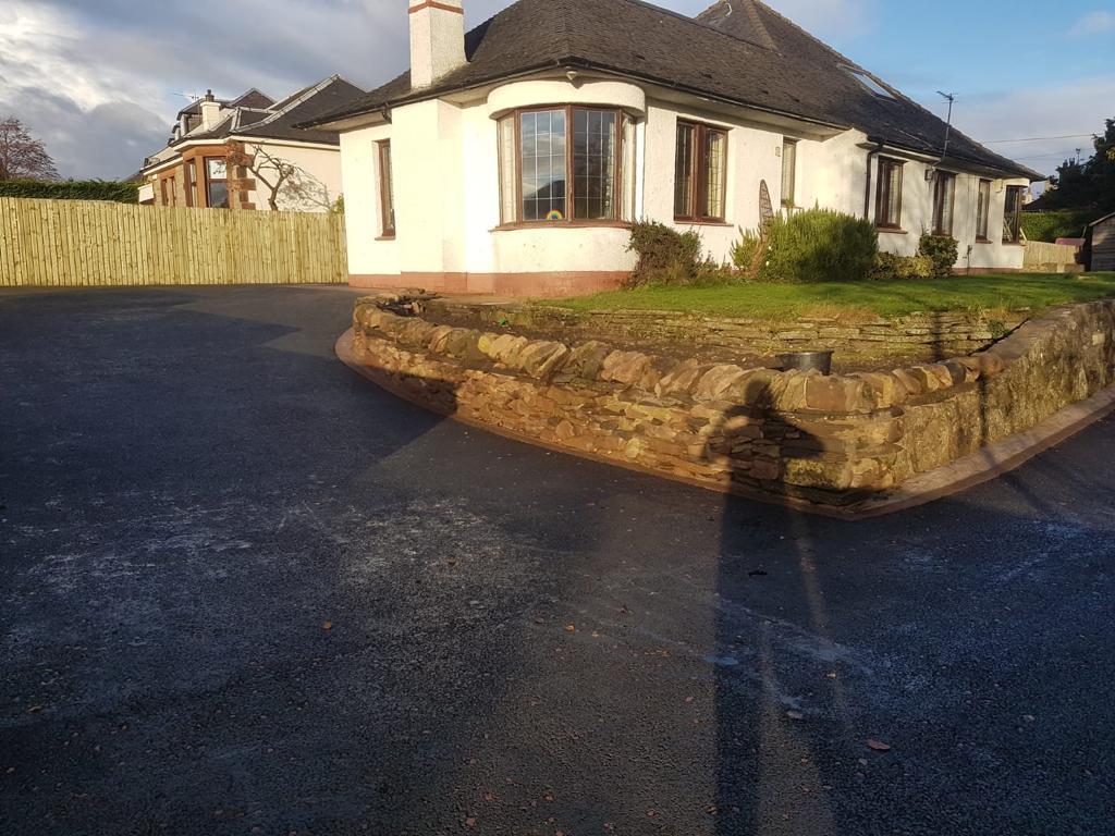 New Tarmac Driveway in Corstorphine, Edinburgh