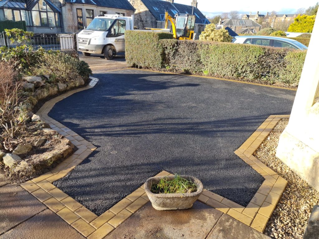 New Tarmac Driveway in Falkirk, Scotland