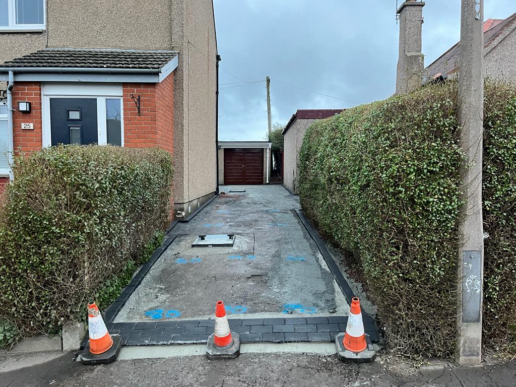 New Tarmac Driveway & Charcoal Block Paving Patio